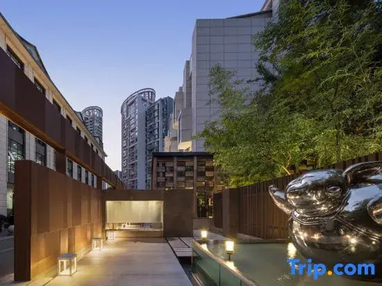 YU Hotel