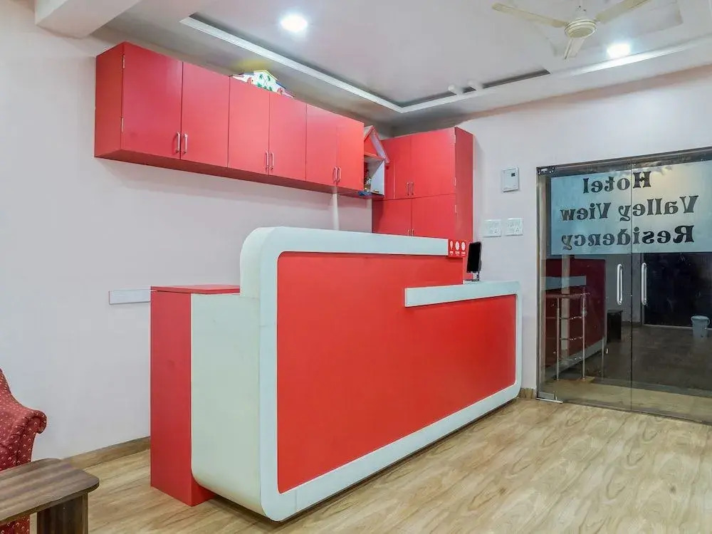 OYO 25095 Hotel Valley View Residency