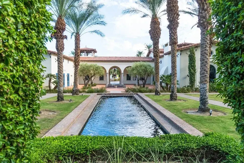 2-unit Legacy S Hideaway W/ Pools & Hot Tubs 3 Bedroom Condo