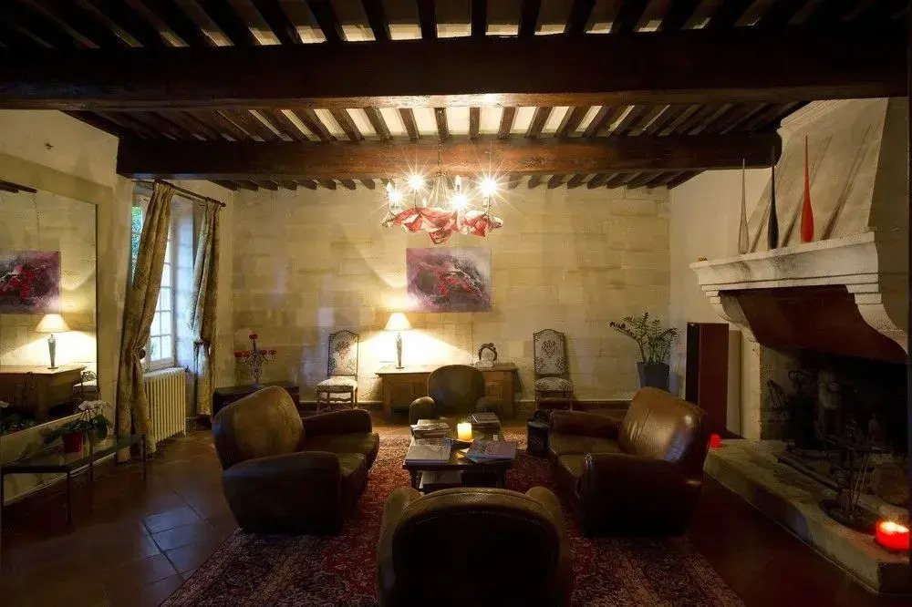 Domaine de Rhodes - 5 Chambres et 7 locations de vacances