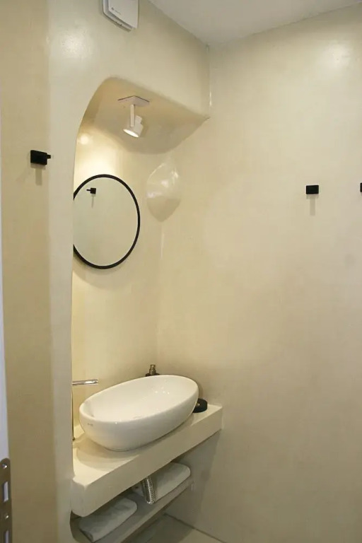 Esperia Luxury Suites