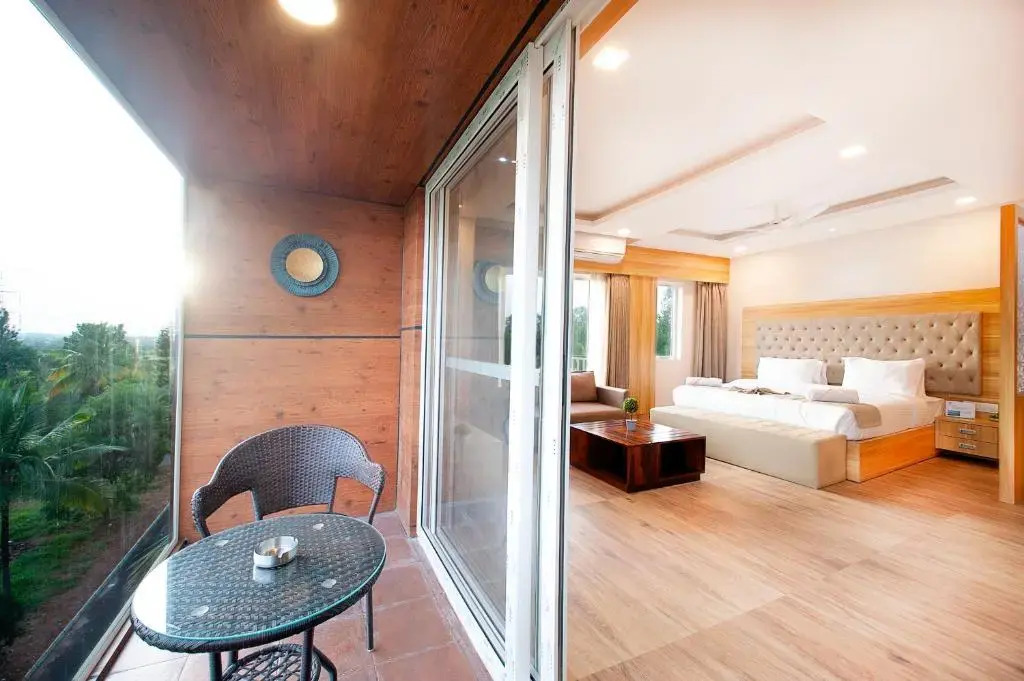ABM Boutique Hotel - Near Kempegowda International Airport