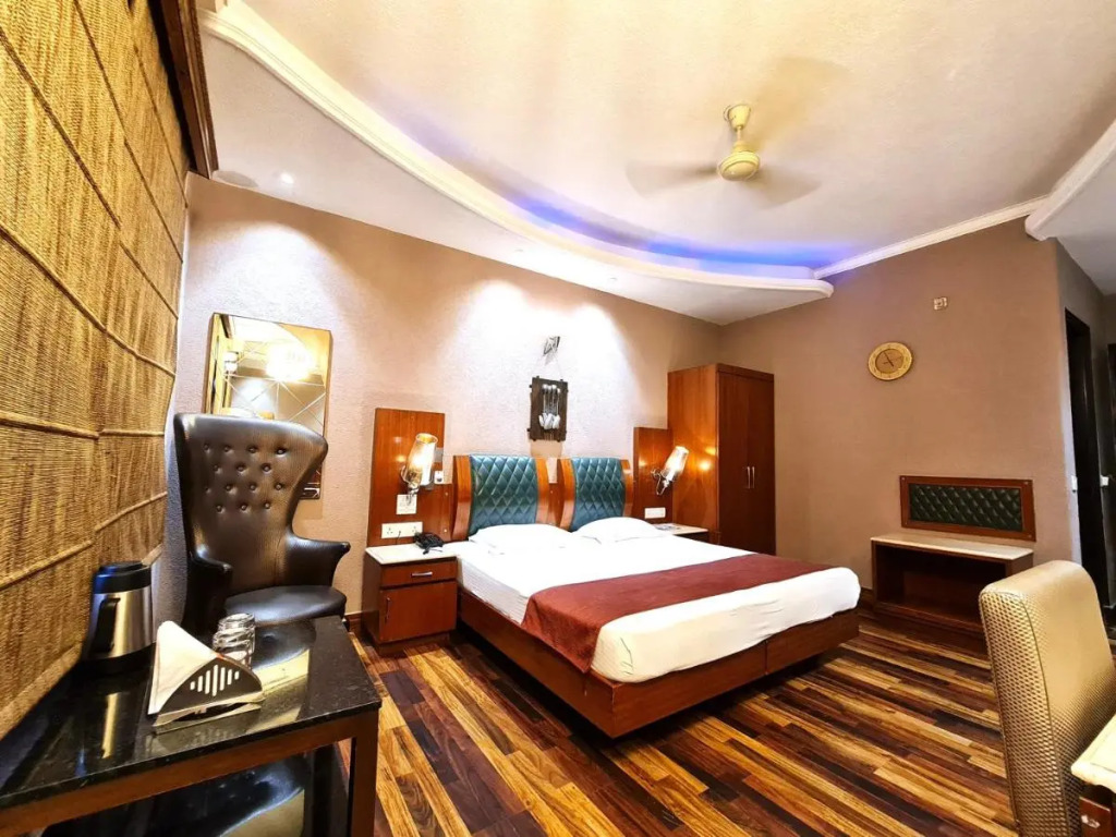 Hotel Royal Castle Grand