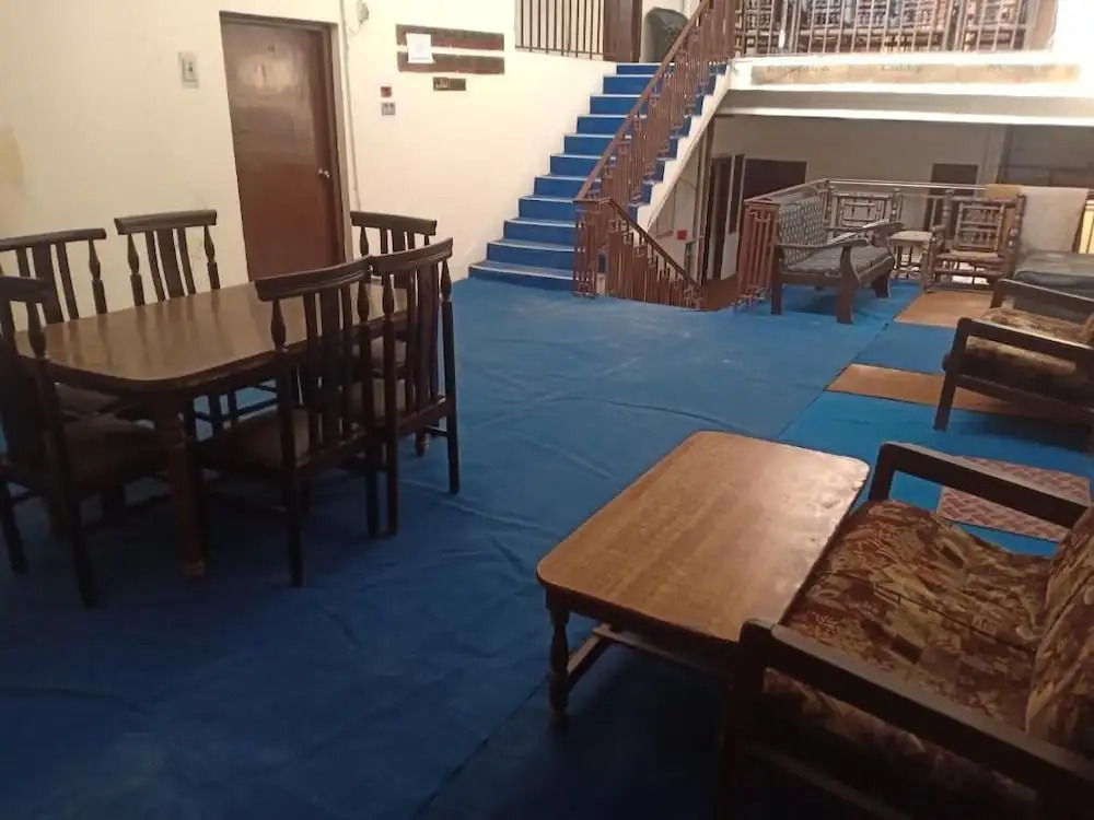 Hotel Burj Al-Hateem