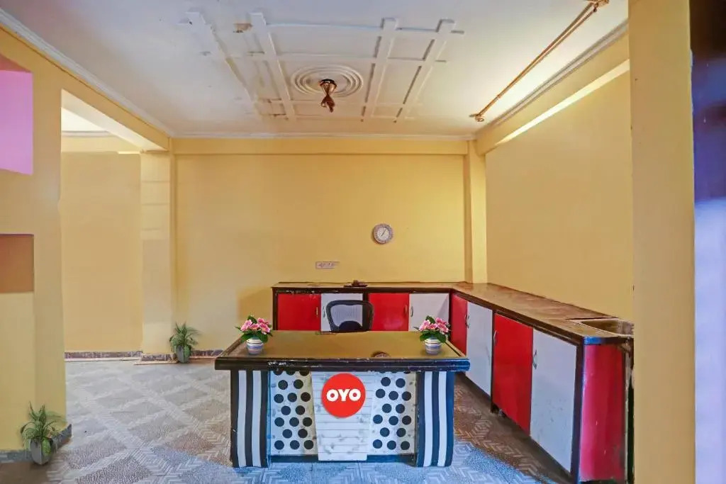 OYO Flagship 70331 Hotel Sharma Inn