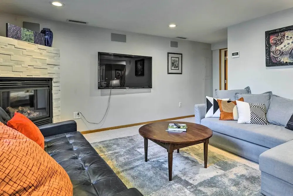 Quaint Seattle Apt ~ 1 Mi to UW Campus!, Seattle