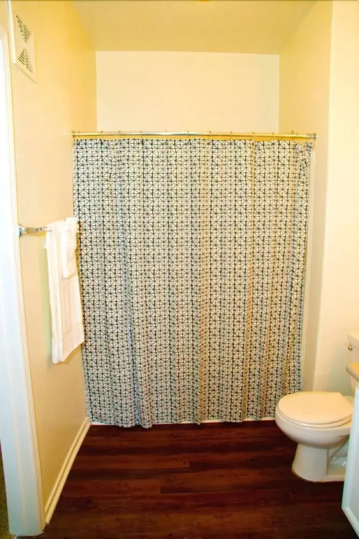 Quiet & Private Home 15 Minutes From Strip w/ Pool