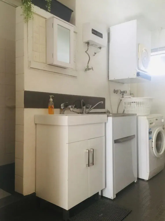 South Perth 2 Bedrooms Apartment