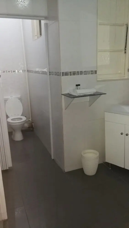 The Parkview Hotel - Room 711 - Adults Only