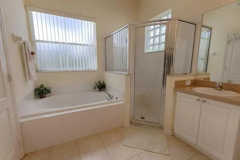 Hotel 1048 Tuscan Hills Blvd 4 Bedrooms