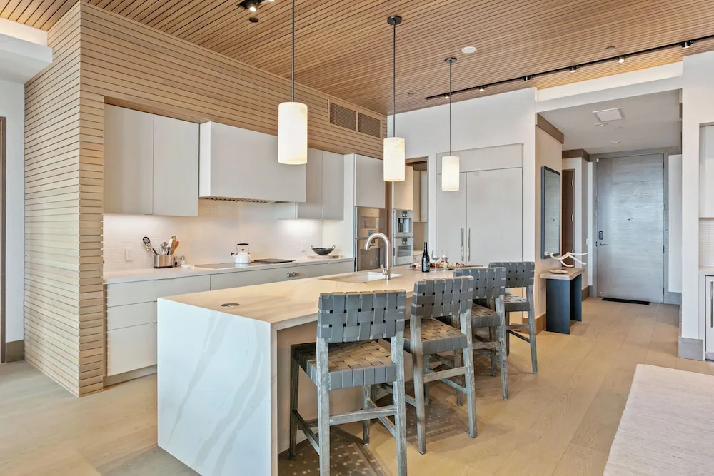 The Residences at The Tower-3 Bedroom Deluxe #6 3 Condo