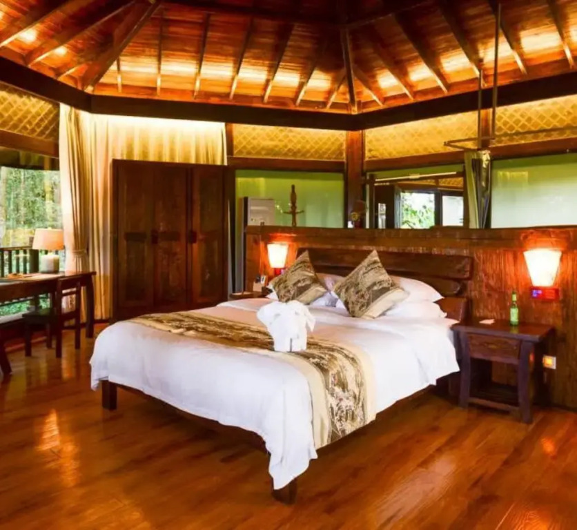 Red Panda Manor Pu’re
