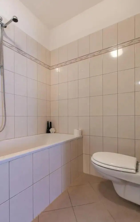 Awesome Home in Kastel Gomilica With Wifi and 3 Bedrooms