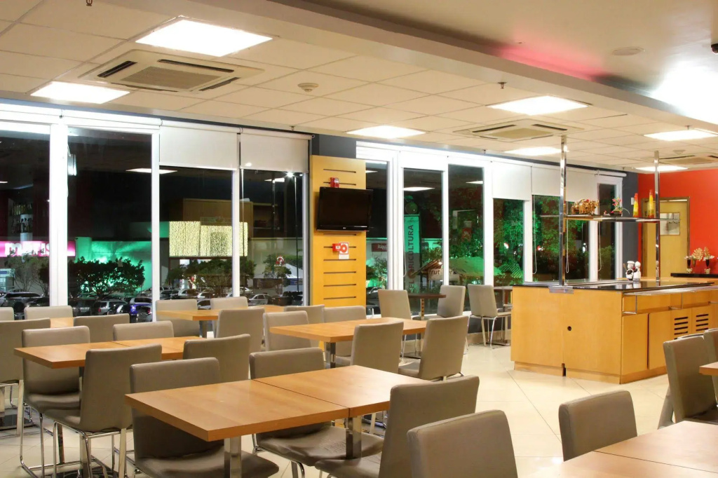 ibis Montes Claros Shopping