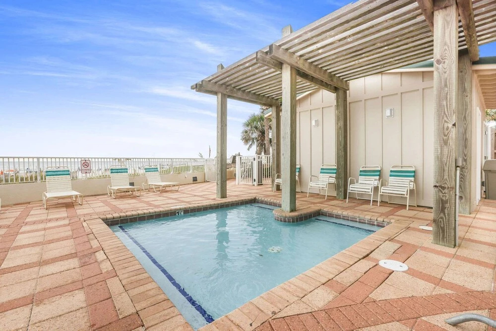 Shoalwater 705 Beachfront Condo Pool Hot Tub More