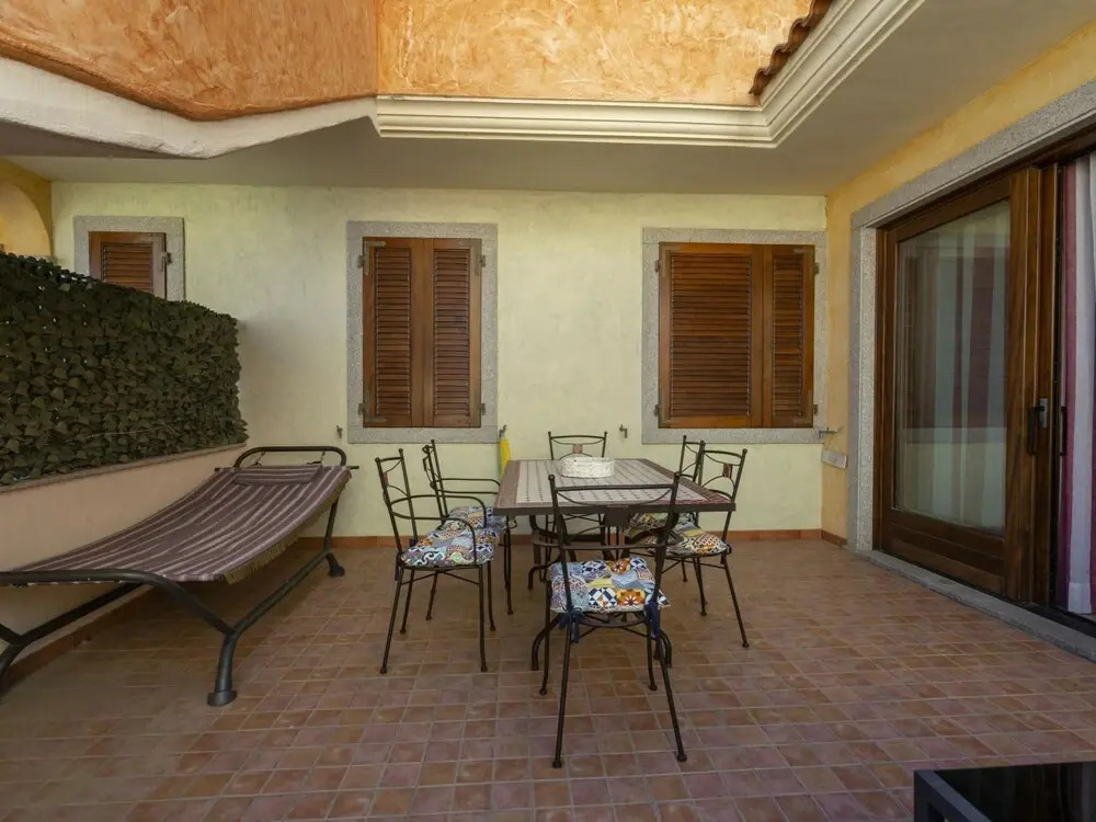 Comfortable Holiday Home in Lu Bagnu Near Seabeach