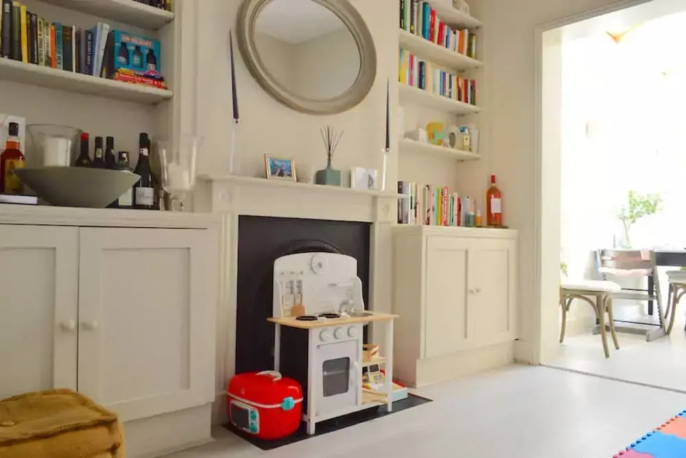 Amazing 4 Bedroom Family Home in a Calm Area