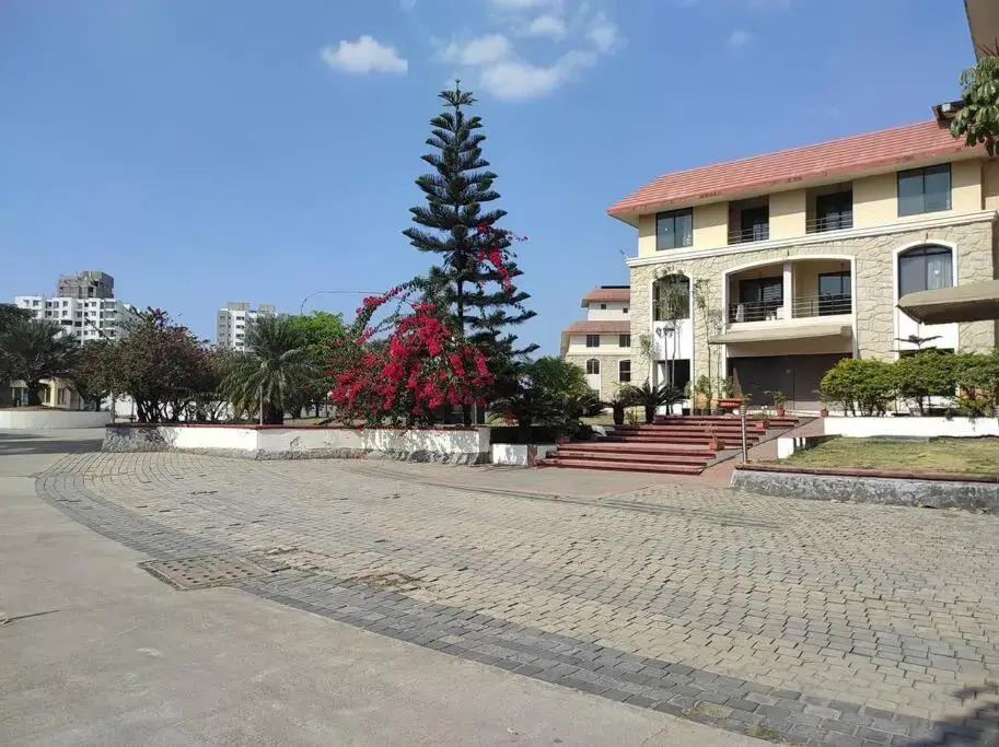 1BHK AC Service Apartment 106