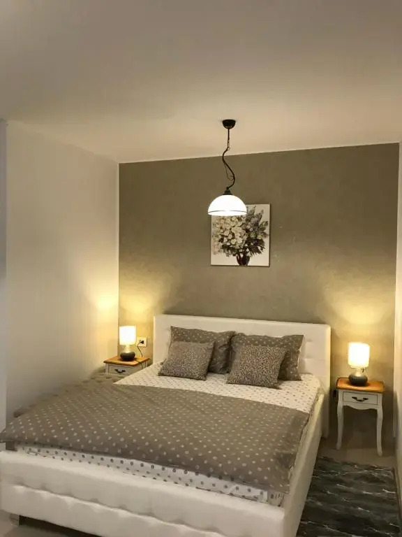 white season residence