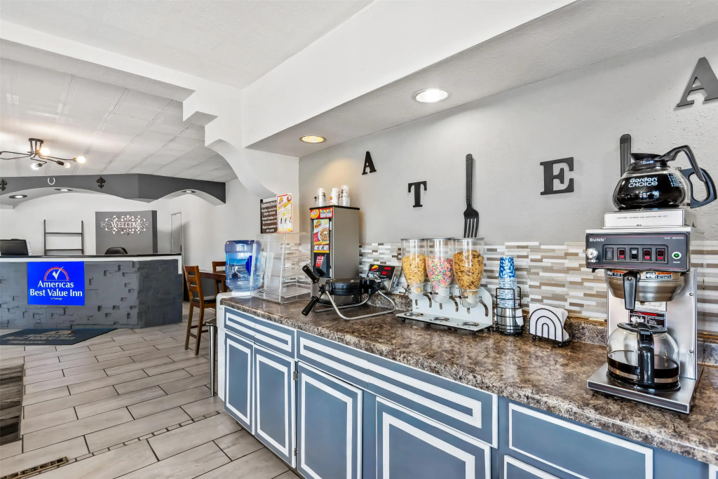 Americas Best Value Inn & Suites Williamstown