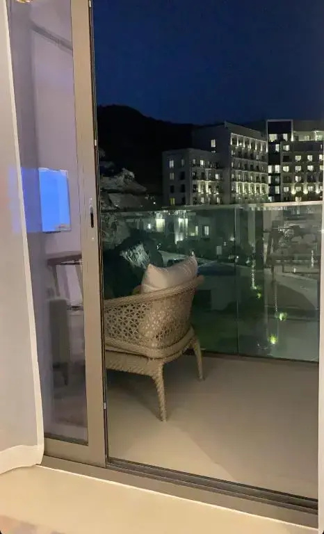 Three-Bedroom Apartment - at address residences