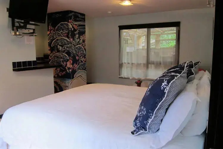 Cherry Blossom Bed & Breakfast