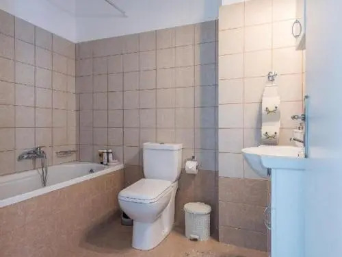 Holiday home 3 bedrooms - Gennadi