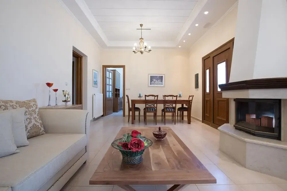 Villa Anerocurù by Chania city