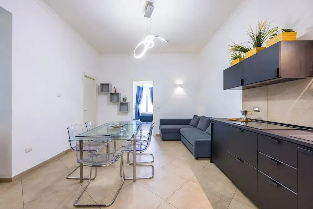 Chiaia Boutique Flat on Pedestrian Area by Napoliapartments