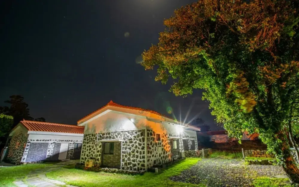 Seogwipo Bijagot Pension