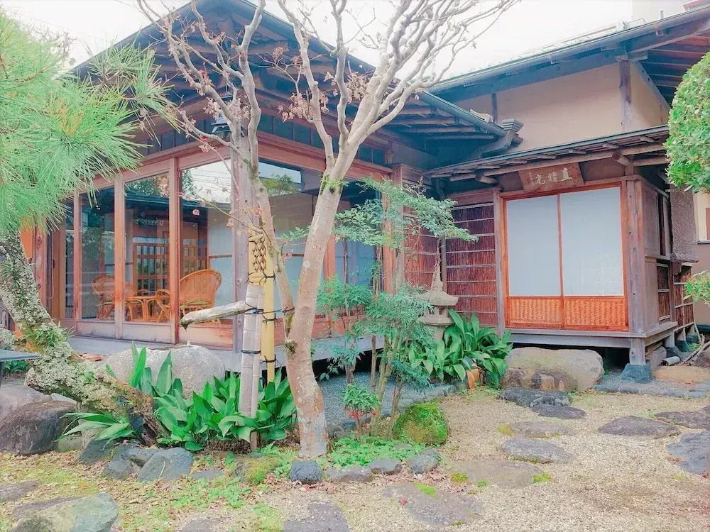 KOUBOUNOYU IKONASOU