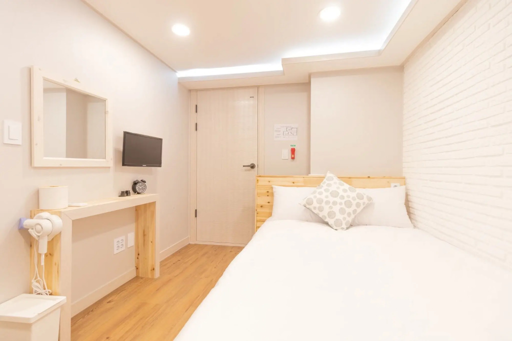 Dawoo House 1 in Hongdae