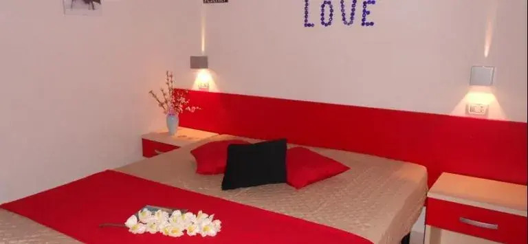 RESIDENCE EMARINE con SERVIZIO SPIAGGIA INCLUSO