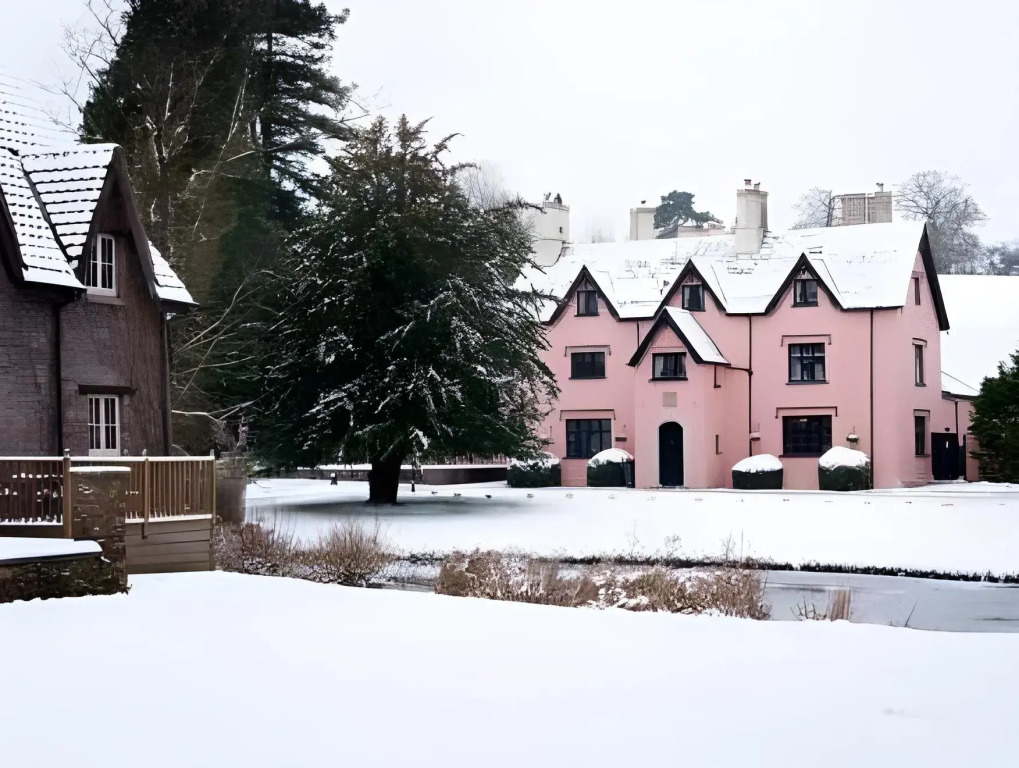 Cwrt Bleddyn Hotel & Spa