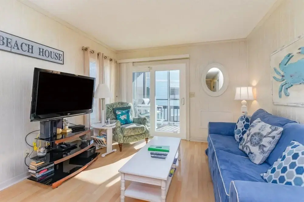 Sea Oaks 208