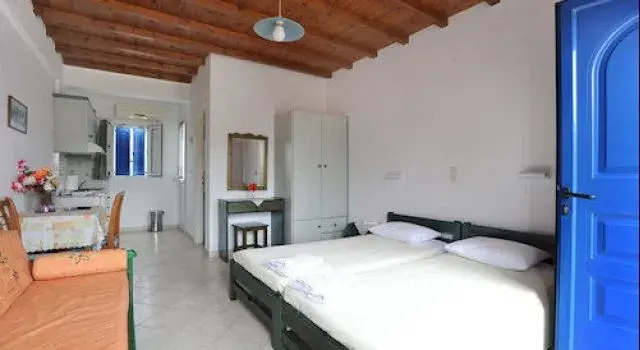 Nostos Beachfront Apartments & Studios