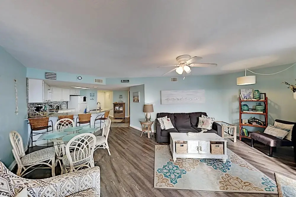 Rega204a 2 Bedroom Condo