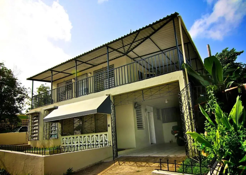 3 Bedroom Home Best Price Bayamon by Rentalspr