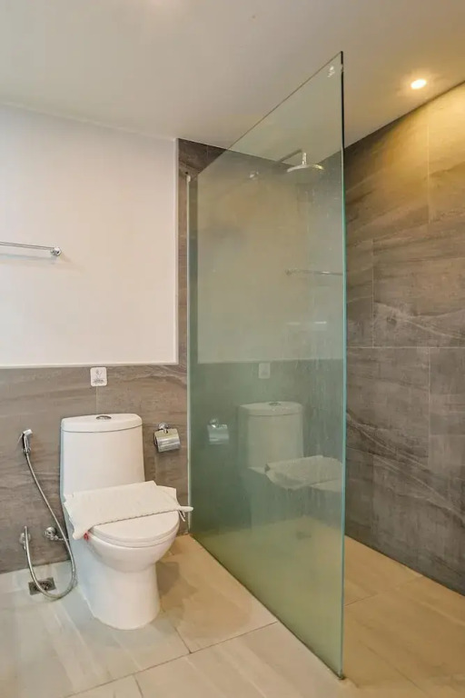 Pool View 1 Bed Apt T2-520
