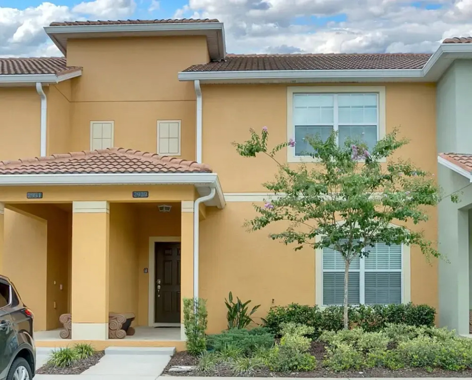 Paradise Palms - 2929 Buccaneer Palm Road