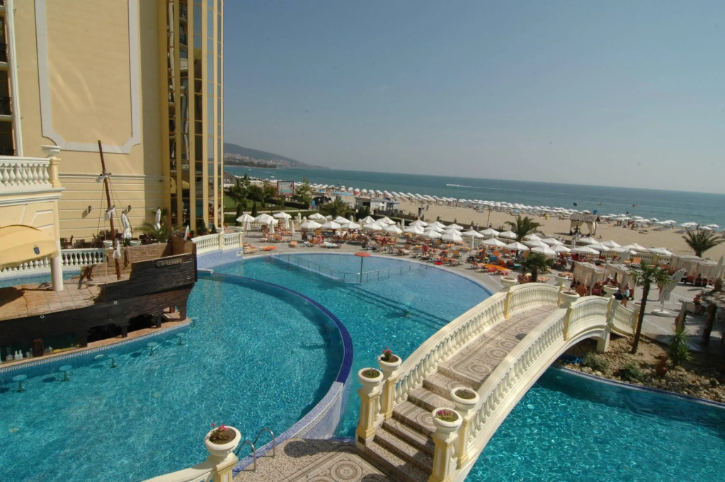 Imperial Palace Hotel