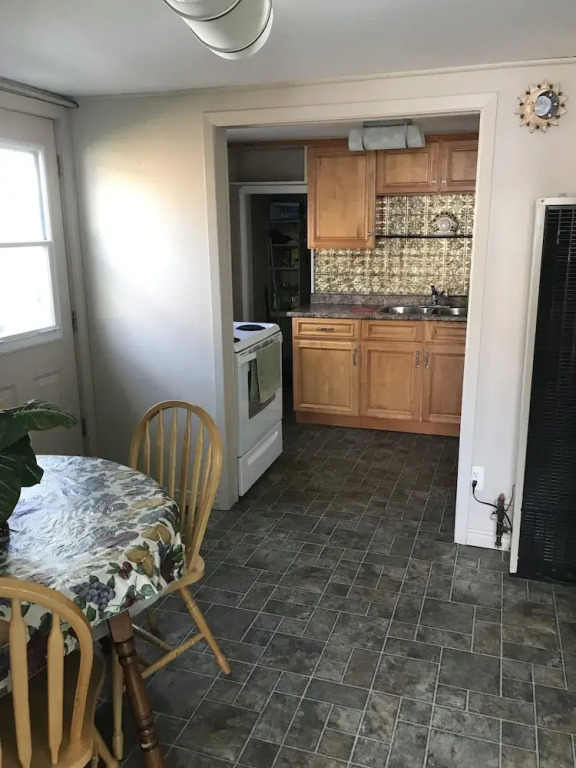 Crystal Beach Cottage And Vacations