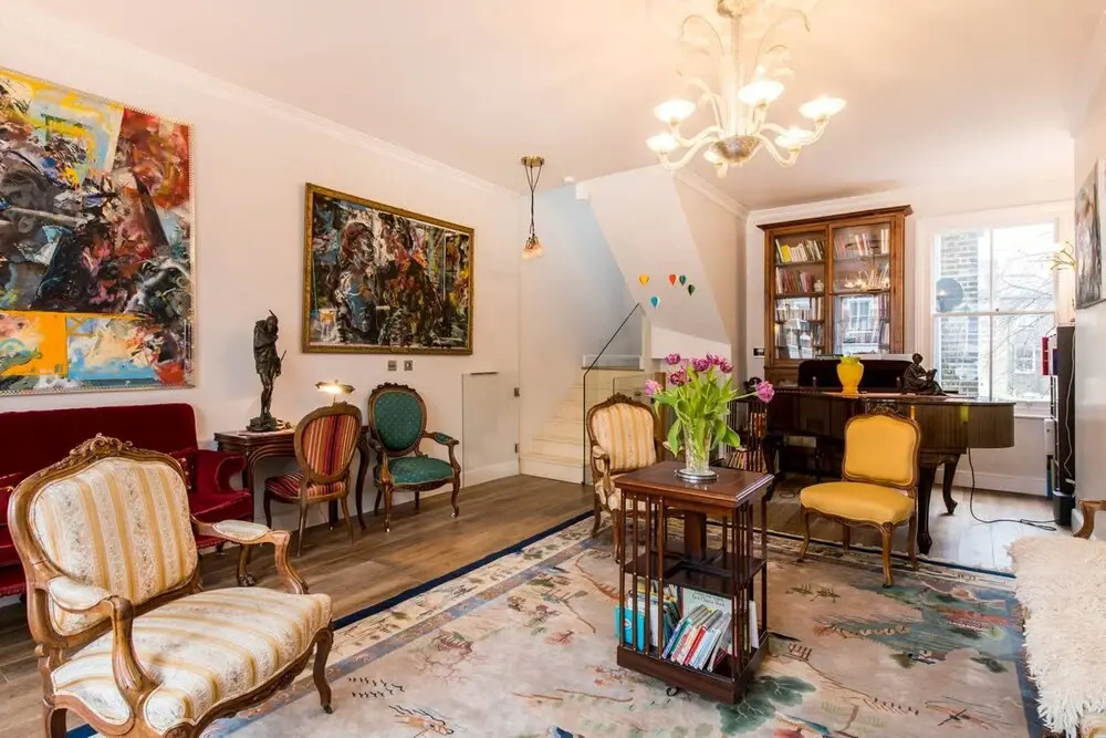 Excellent 4 Bed Apartment For Your Perfect Stay!