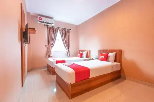Hotel Binong