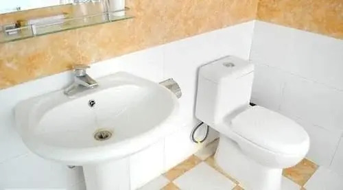 Shijiazhuang Yiju Hotel