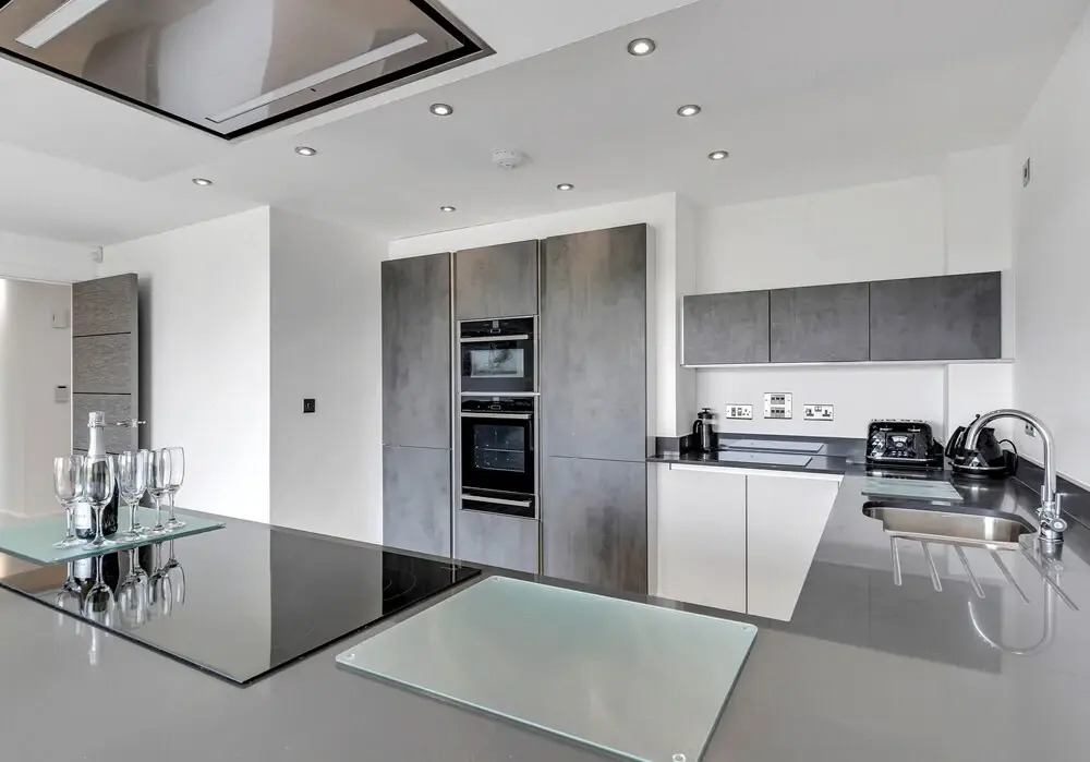 11 Waterstone House, Tenby