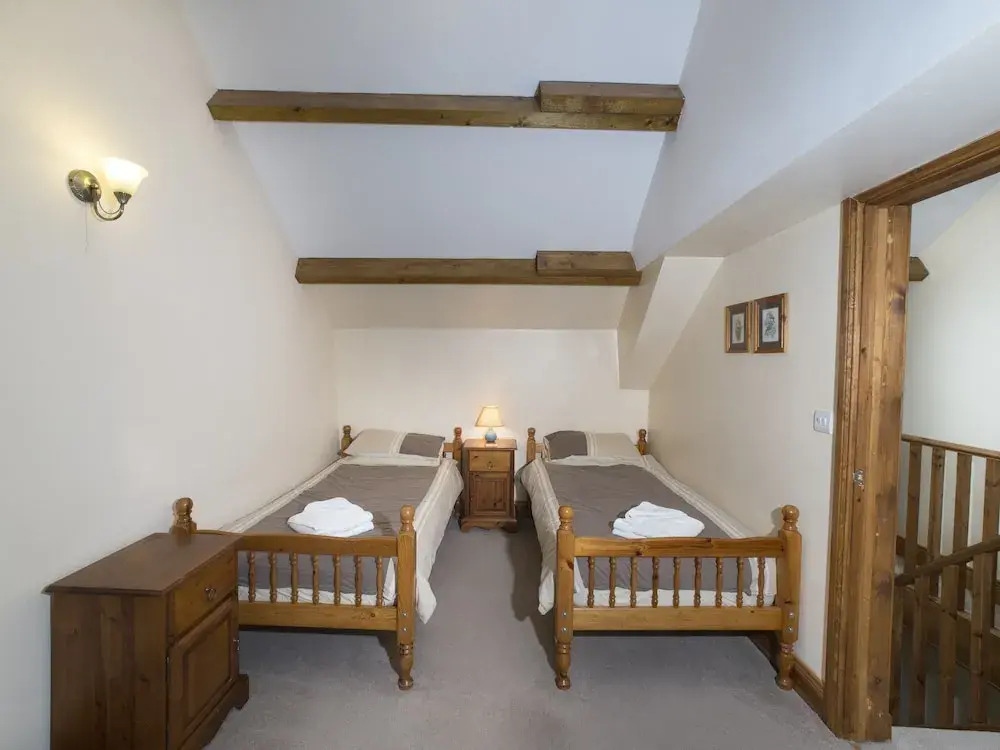 Isaacs Byre