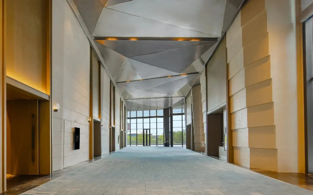 Chengdu Expo Waterfall Hotel - MGallery Collection