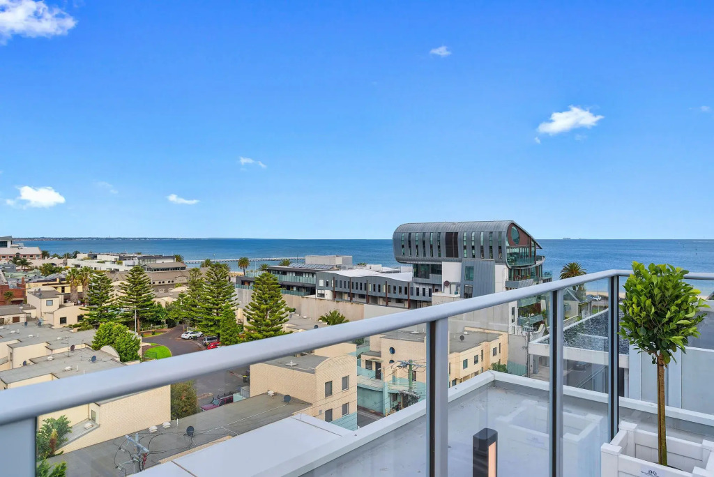 The Hamptons Apartments - Port Melbourne