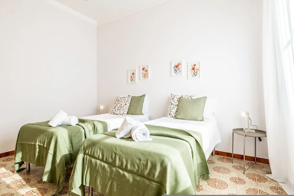 Tulipan in Livorno with 3 bedrooms and 2 bathrooms